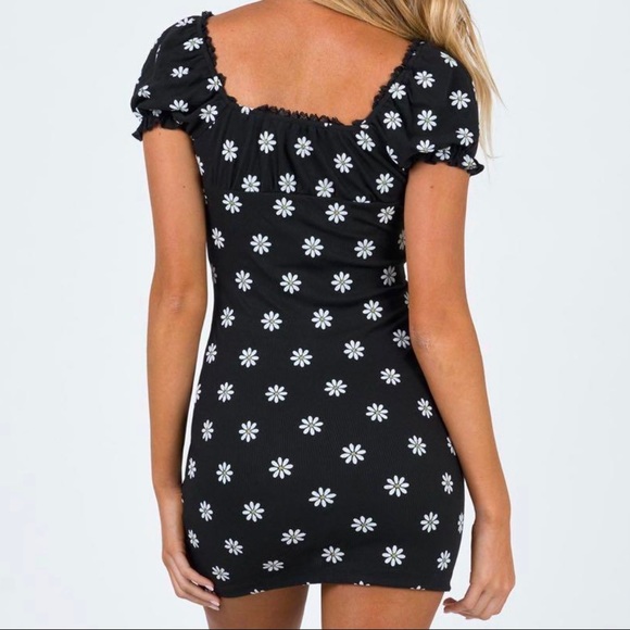 Princess Polly Floral Dress - Picture 2 of 11